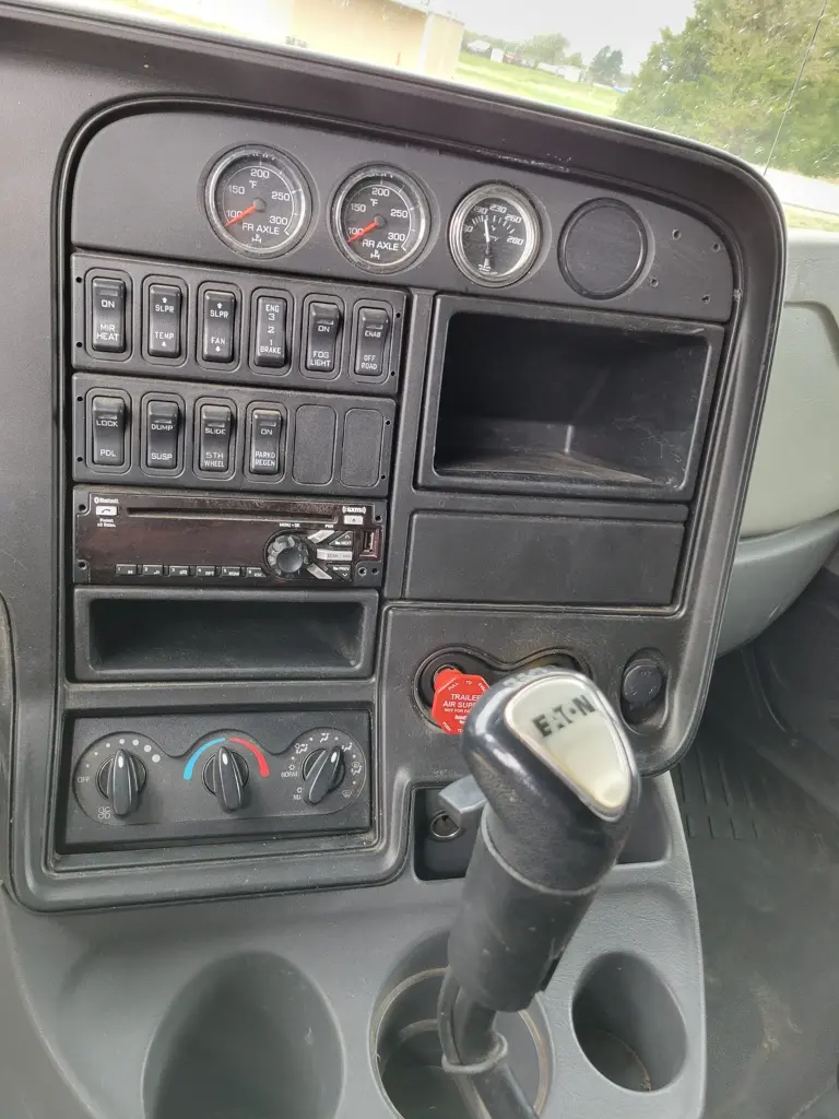 truck-2.webp